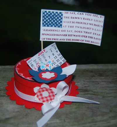 July 4th Container Hat Favor